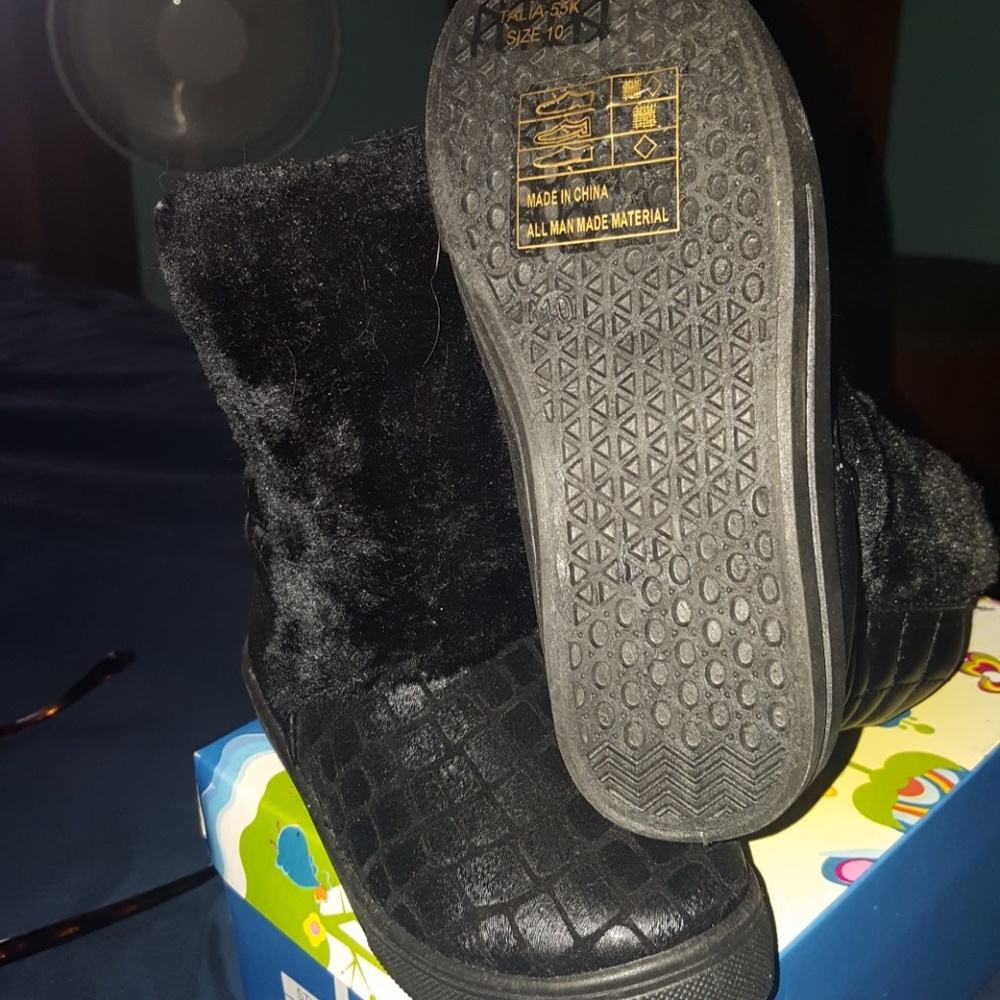 Girl's Black Boots Size 10